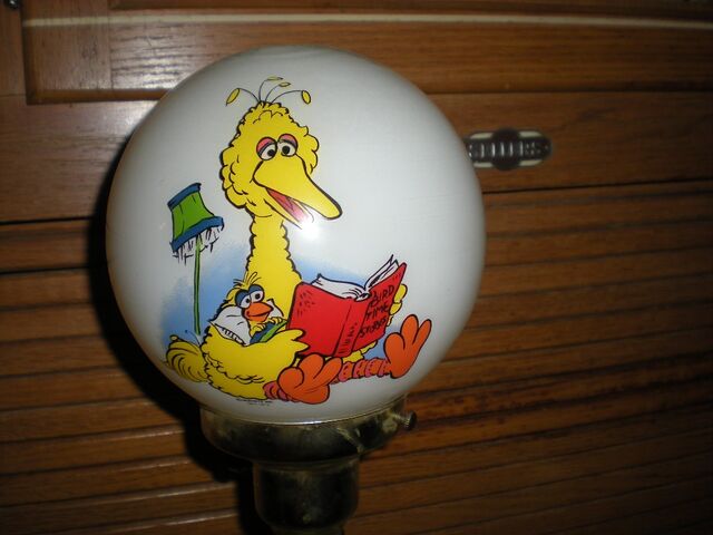 File:Lamp 1973 b.jpg