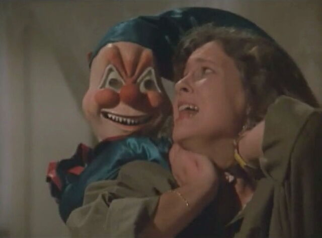 File:Ghosthouse not the mama.jpg