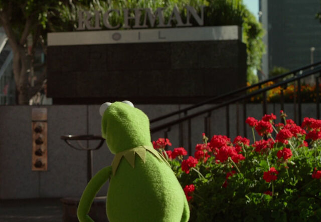 File:M11 Kermit defeated.jpg