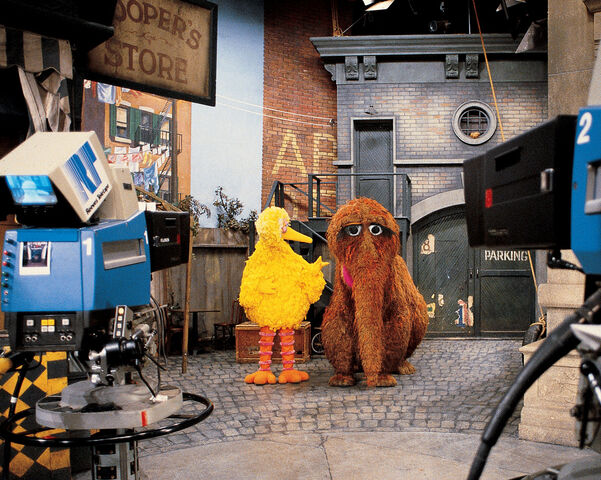 File:Bird&Snuffy-Teletape.jpg