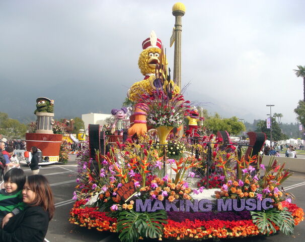 File:Roseparade2009a.jpg
