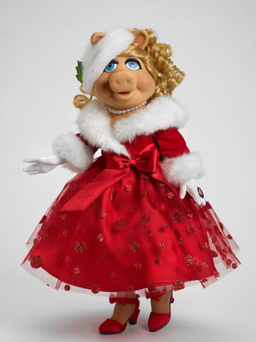 File:Tonner Xmas Piggy.jpg