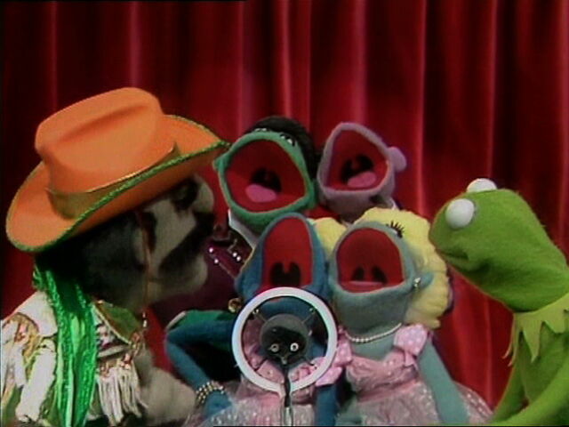 File:521.TinySingers.jpg