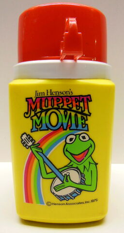 File:Thermos muppet movie 1979 kermit lunchbox.jpg