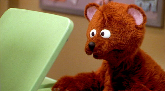 File:ElmoInGrouchland-BabyBear.jpg