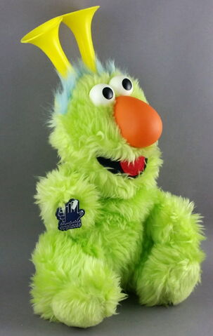 File:Applause13inchGreenHonker.jpg