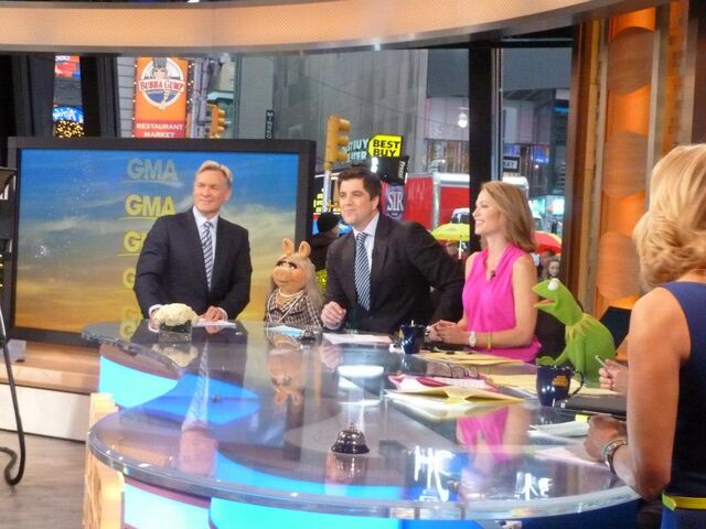 File:Gma nov 2012 c.jpg