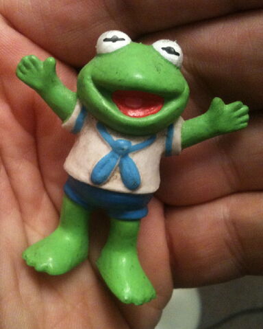 File:Baby kermit applause fig.jpg