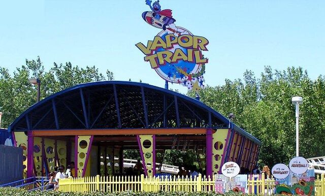 File:Vapor-trail1.jpg
