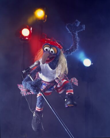 File:Gonzo axl rose.jpg