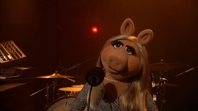 File:Jimmy fallon finale 10.jpg