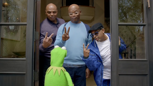 CapitalOne-Kermit&Piggy02-(2015-11-16)