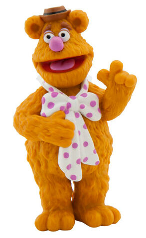 File:2012 DisneyParks PVCs Fozzie.jpg