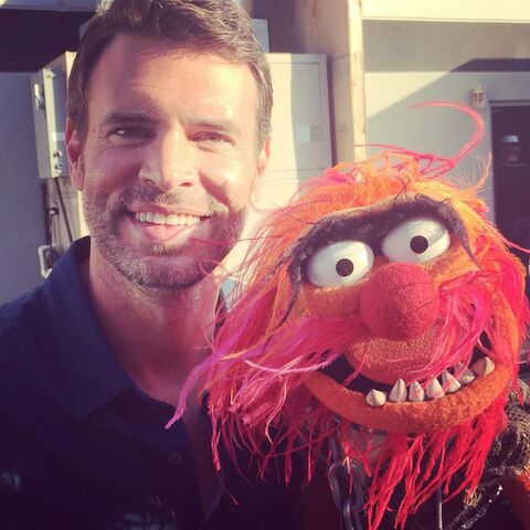 File:Scott Foley Animal.jpg