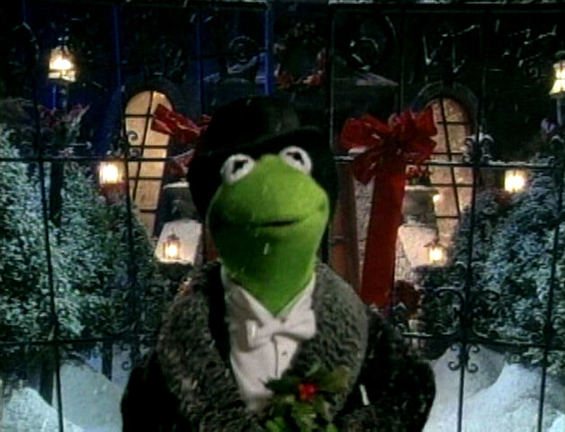 File:Kermit Mr.Willowbyschristmastree.jpg