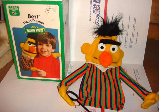 File:Questor bert puppet.jpg