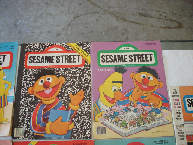 File:Ssmag.198210.jpg