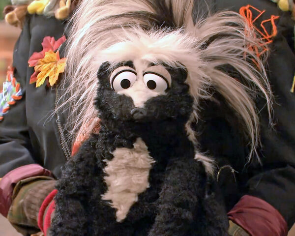 File:Sesame Skunk.jpg