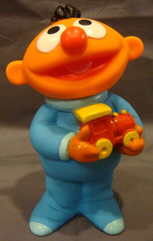 File:Illco mini piggy banks ernie.jpg