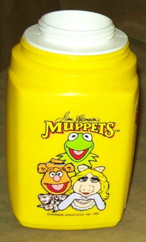 File:Thermos uk lunchbox 1981b.jpg