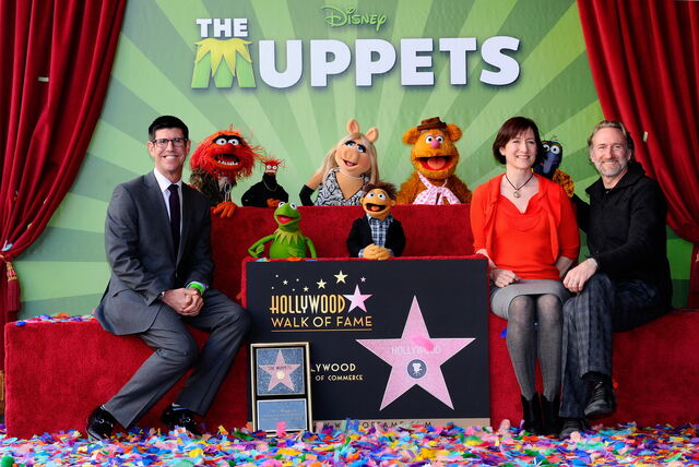 File:TheHollywoodWalkOfFame-TheMuppets-(2012-03-20)03.jpg