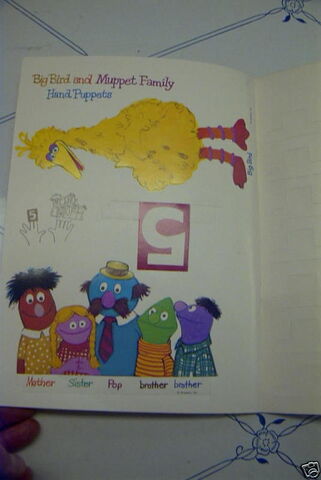 File:SSFingerPuppets5People.jpg