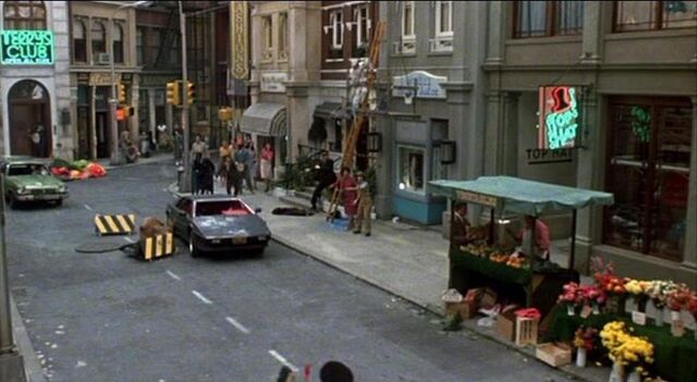 File:Mainstreet-angle.jpg