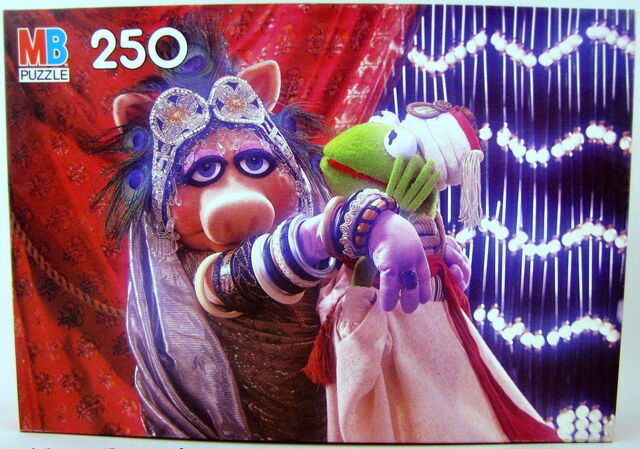 File:Milton bradley 1981 puzzle great lovers.jpg