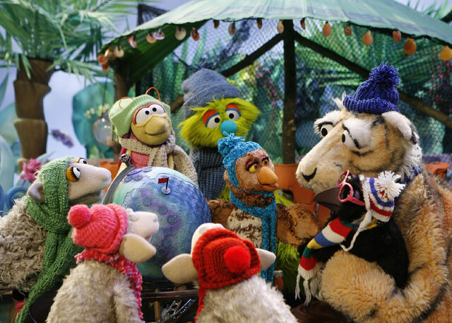 File:Panwapa-GroupShot-AroundTheGlobe.jpg