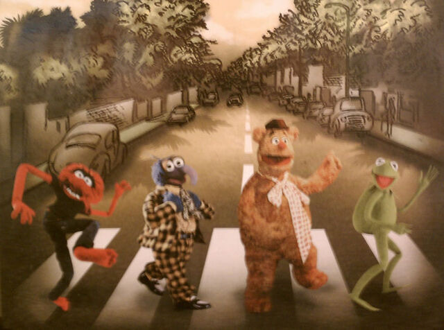 File:Tshirt-muppets-abbeyroad.jpg