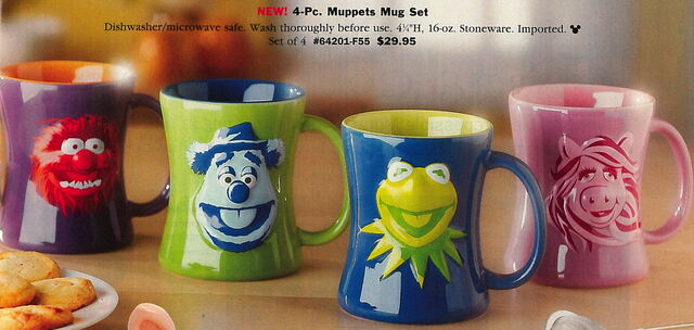 File:Dd 2005 mugs.jpg
