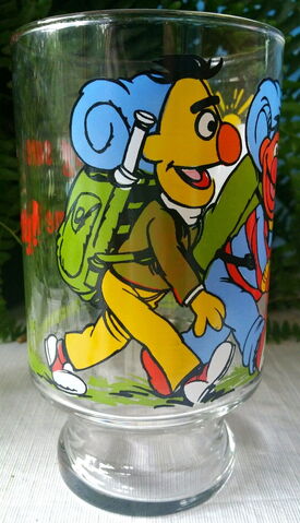 File:Cagle glass hiking 4.jpg