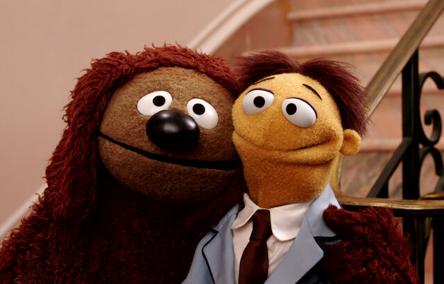 File:Walter and rowlf.jpg