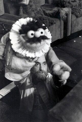 File:Jerry Lew.jpg