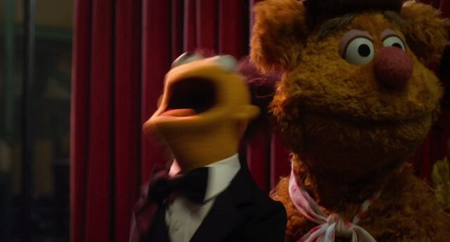 File:Muppets2011Trailer02-72.jpg
