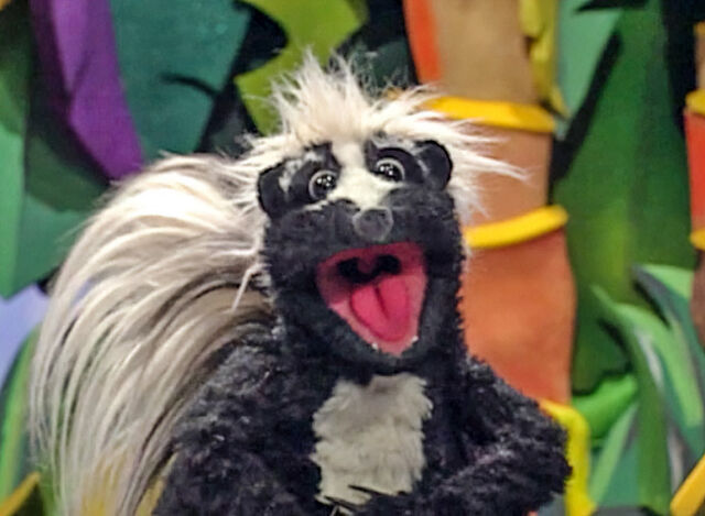 File:Stinkyskunk.jpg