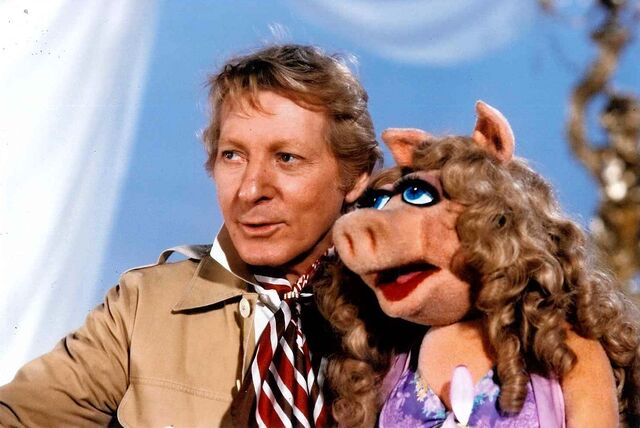 File:Danny Kaye08.jpg