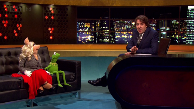 File:TheJonathanRossShow-K&P-(2012-01-25)02.png