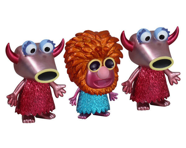 File:Mahna metallic Funko.jpg