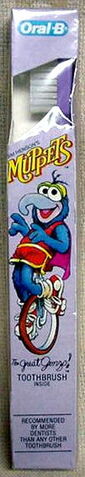 File:Oral-b toothbrush gonzo.jpg