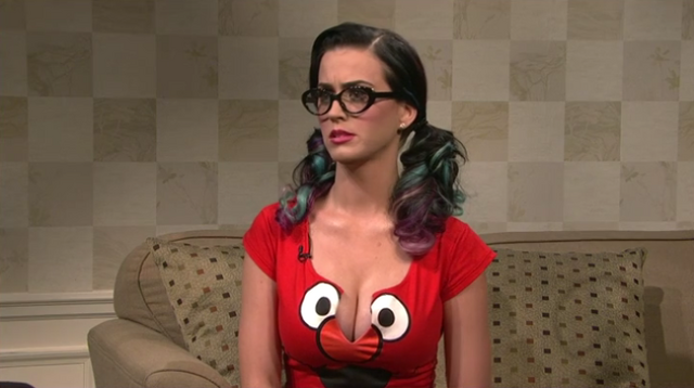 File:Perry-Elmo-SNL.png