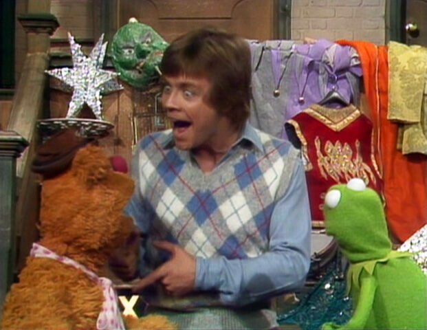 File:Mark Hamill Fozzie impression.jpg