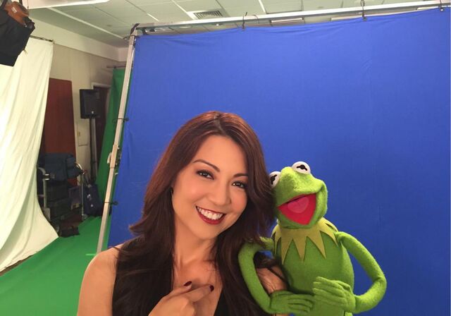 File:Ming-Na Wen Kermit.jpg