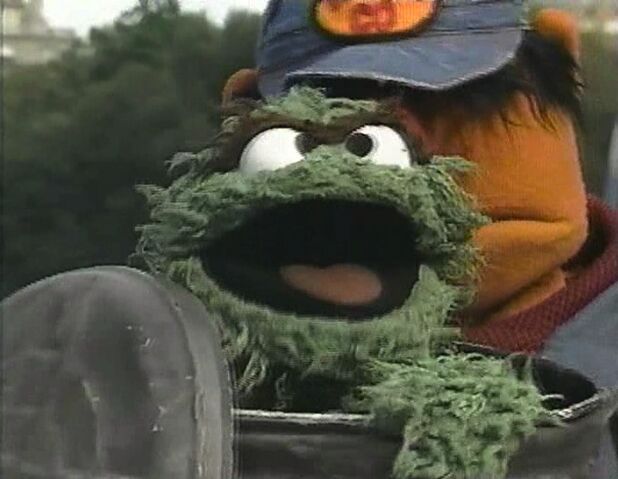 File:OscarCrossedeye.jpg