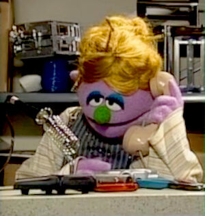 File:3825-Sally.jpg