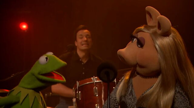 File:Jimmy fallon finale 12.jpg