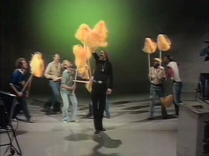File:Raggmopp BTS.jpg