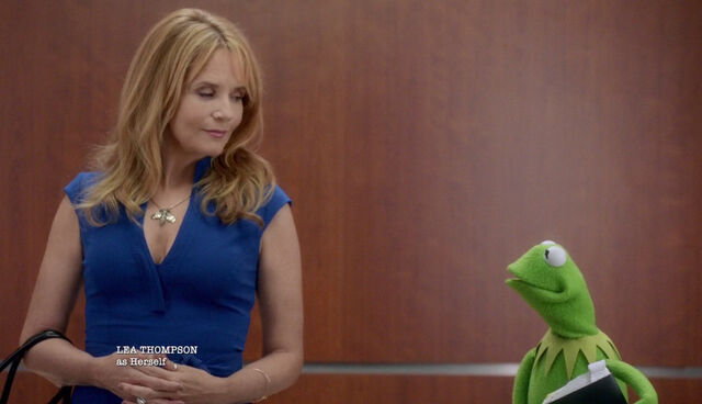 File:Lea Thompson ep102.jpg