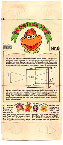 File:Muppets-Kinder-Danone-ErdbeereBanane-Innen-(1989).jpg