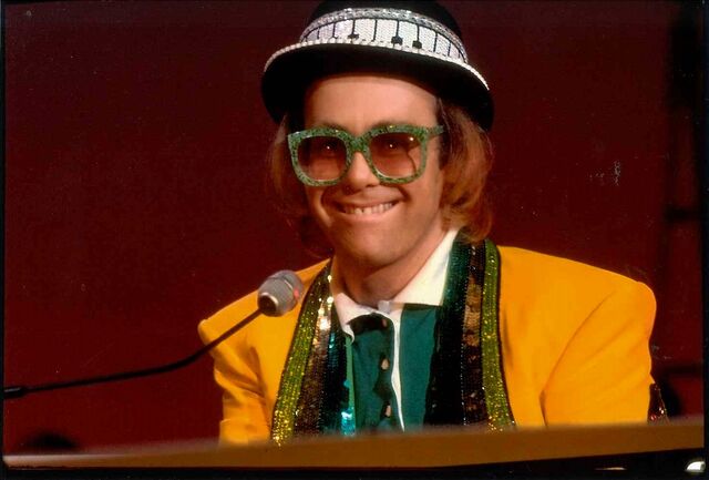 File:Elton06.jpg
